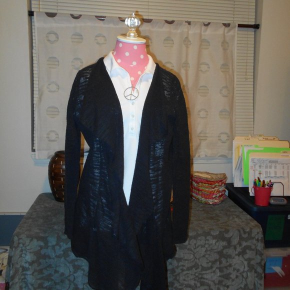 DKNY Black Light Cardigan Open M Drapey Lightweight Basic - Picture 7 of 13